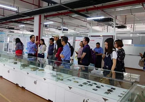 长三角网络媒体探访中国电科三十六所 深空翱翔的智慧密钥